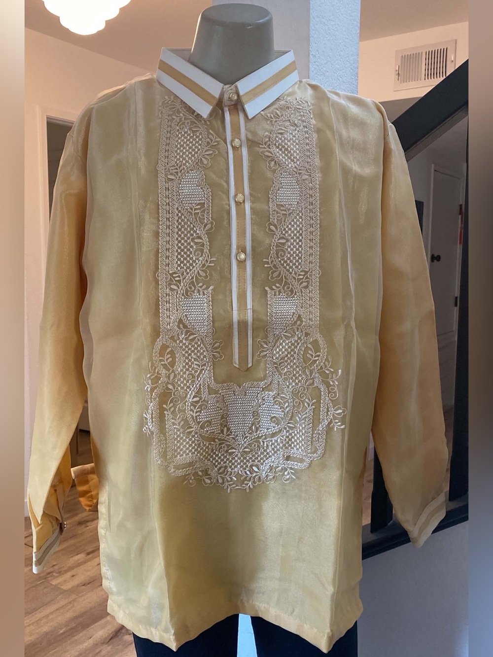 Traditional Barong Tagalog Embroidered Men's Barong Shirt Jacket - Gold